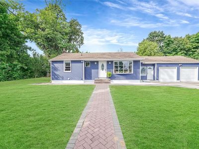 27 Jackson Avenue, Brentwood, NY, 11717