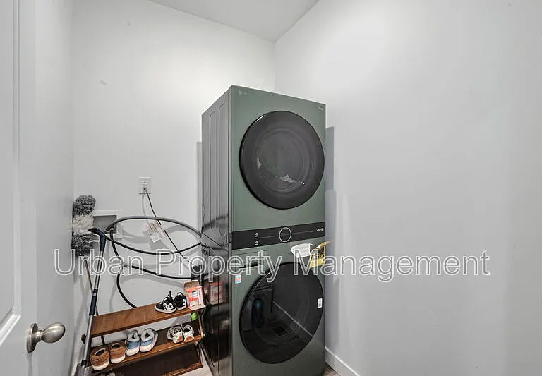 3761 W 620 N — Photo 27