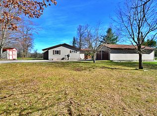 7429 Artesia Beach Rd, Saint Helen, MI 48656
