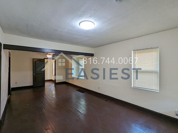 3rd image of 5925 Wabash Ave