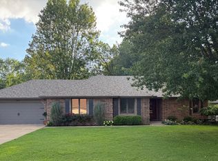 711 S Hampton Ave, Republic, MO 65738