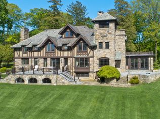 47 Carriglea Dr, Riverside, CT 06878