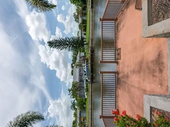 3631 SE 18th Ave, Cape Coral, FL 33904