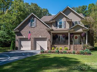 741 Sunridge Dr, Lincolnton, NC 28092