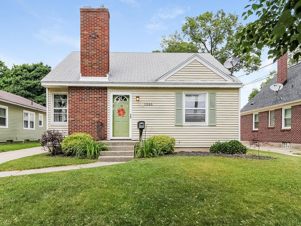 1st image of 1055 Edna St SE