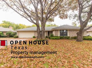 5728 Bermuda Dr, Fort Worth, TX 76180