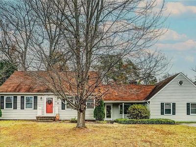 815 Forest View Dr, Colonial Heights, VA, 23834