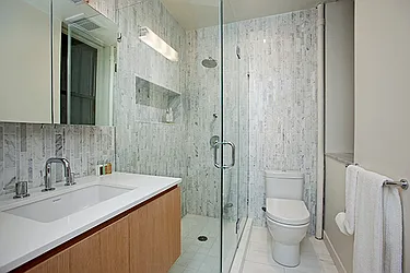 Rented by Barkoff Residential 