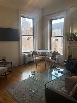 Rented by Farran & Associates | media 30