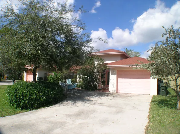 4879 Lincoln Road, Delray Beach, FL 33445