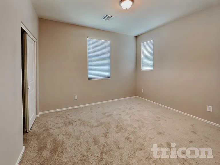14989 W Wilshire Dr — Photo 10