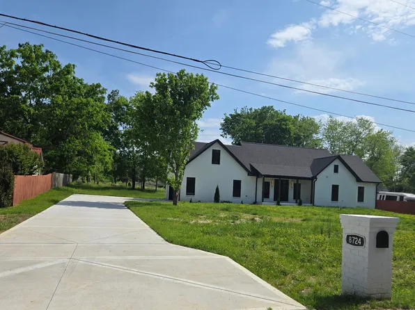 8724 Diane St, Murfreesboro, TN 37129