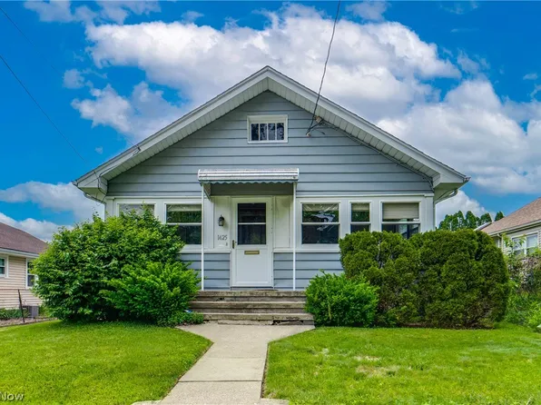 1425 Chippewa Ave, Akron, OH 44305