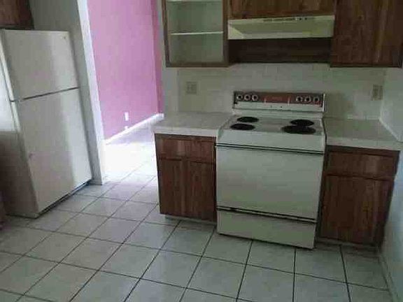 3rd image of 5144 NW 32nd Ct