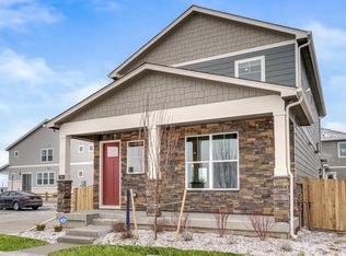 709 N Quemoy St, Aurora, CO 80018