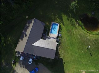 71 Ross Hill Rd, Saint Albans, ME 04971