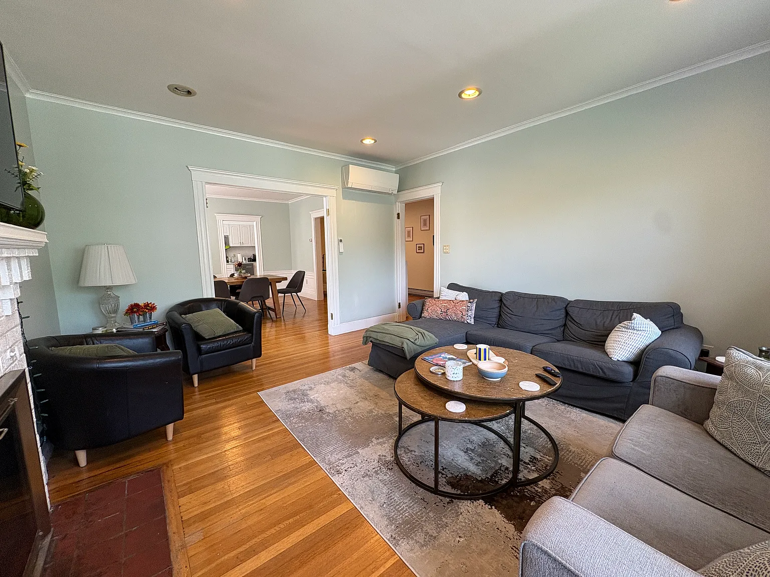 3 bed, 1700 sqft, $4,700 — Photo 1
