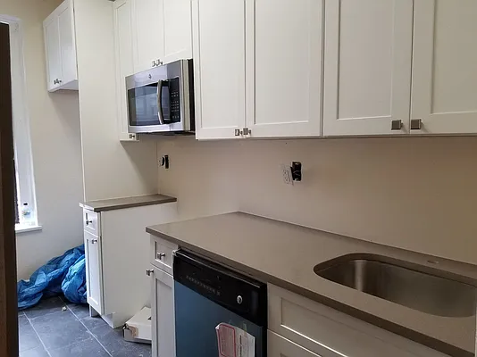 Rented by Zuz Realty | media 9