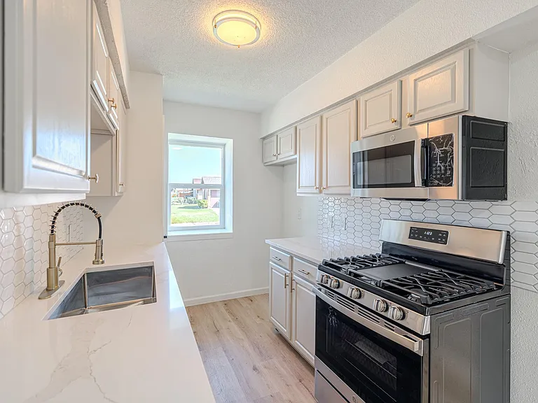 3538 Cork Dr — Photo 22