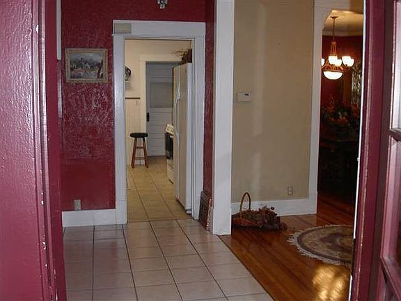 4th image of 4504 S 18th St
