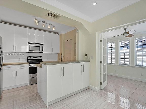 5th image of 633 85th St #0