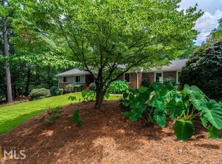 162 Longview Dr, Norcross, GA 30071