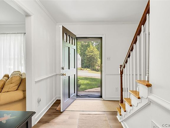 4th image of 1716 Lancashire Dr