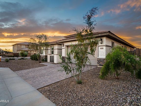 3rd image of 5226 W THRESHER Way