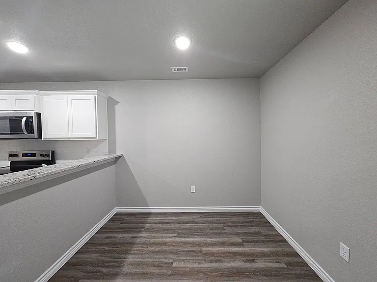 230 N Mary Jo Dr #A/B — Photo 8