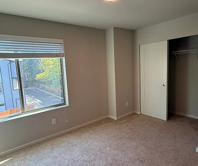 6837 NE 170th St #104 — Photo 18