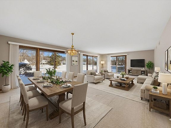 5th image of 2026 E Maple St