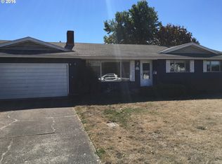 339 Cambridge St, Springfield, OR 97477