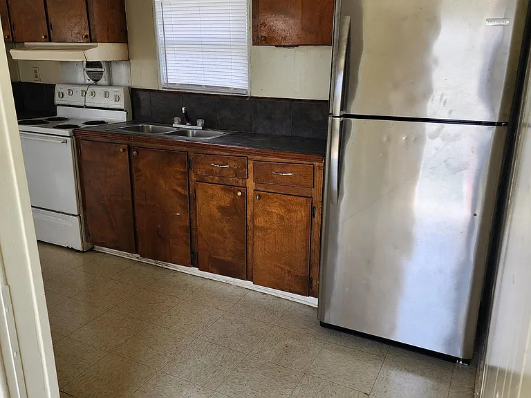 314 Malapart Rd — Photo 4