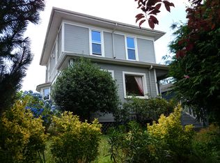 2353 N 64th St, Seattle, WA 98103