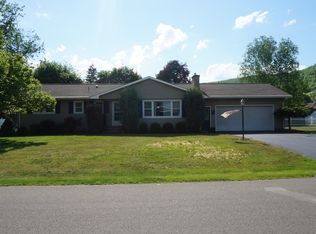 9 Flint Rd, Horseheads, NY 14845