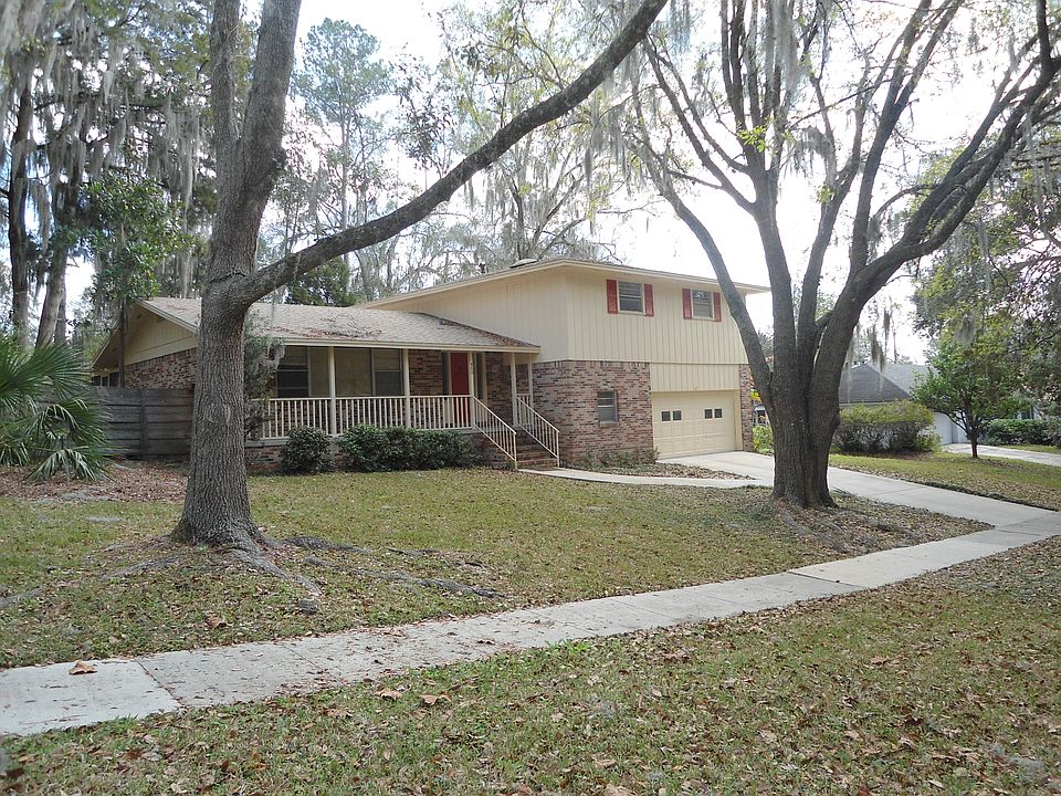 1st image of 903 NW 51st Ter