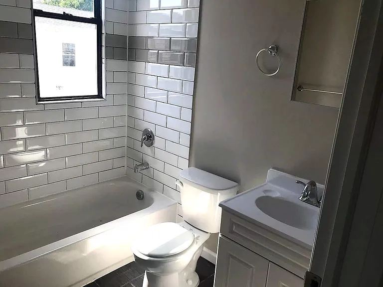 1324 Clinton Ave #8 — Photo 2