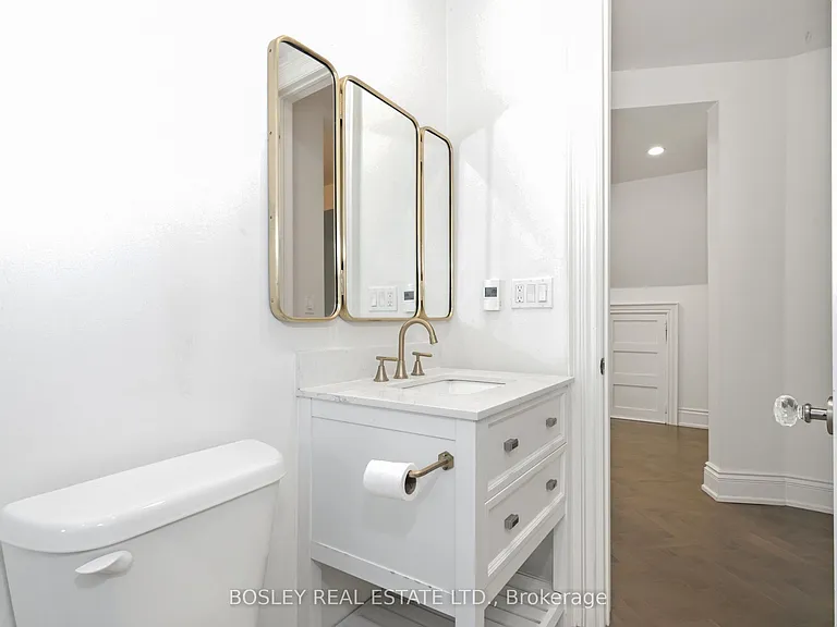 178 High Park Ave #UPPER — Photo 36