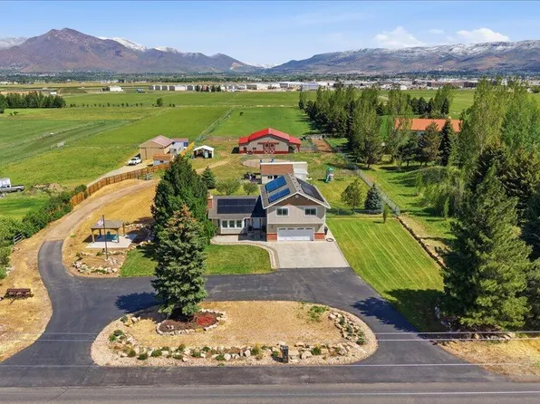 702 W 3000 S, Daniel, UT 84032