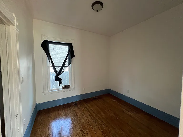 100 Davis St #1 — Photo 13