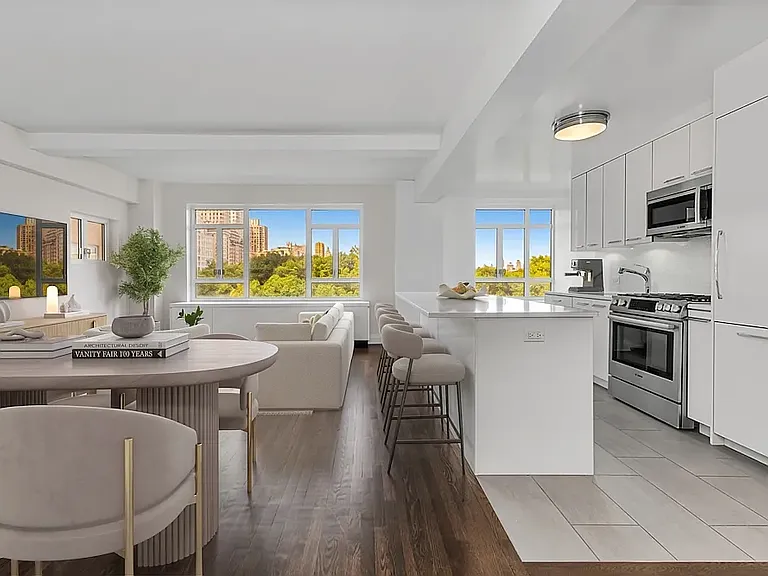 240 Central Park S #7L — Photo 2