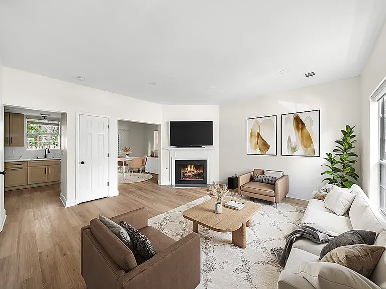 2 bed, 2.5 bath, 1160 sqft, $2,500 — Photo 2