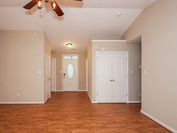 3rd image of 5733 Shining Oak Ln