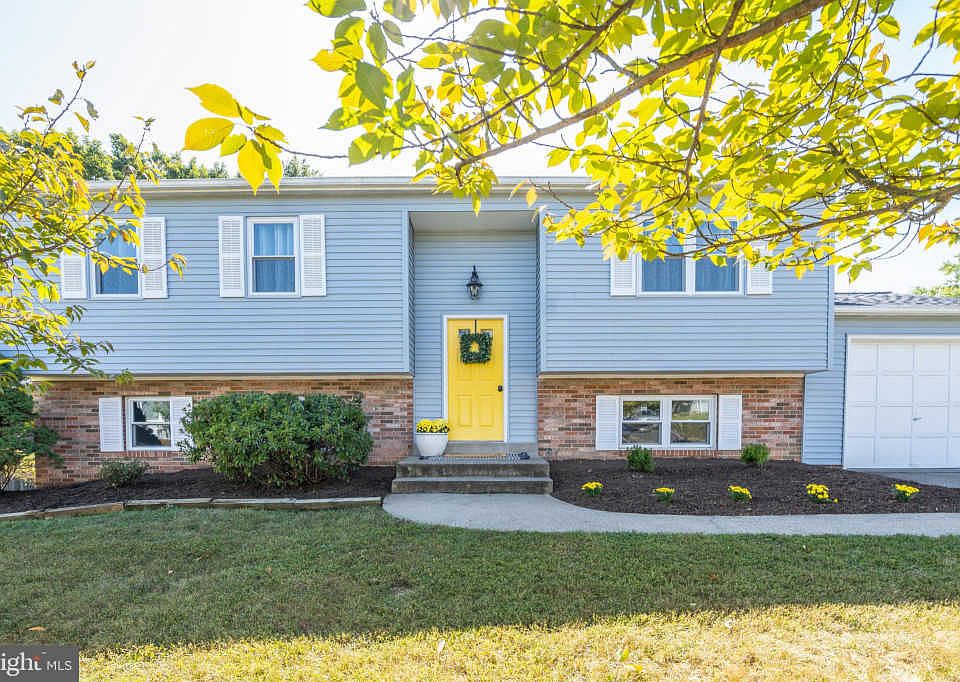 1st image of 1311 Bayshire Ln
