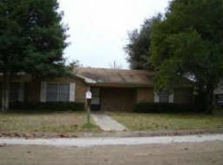 609 Lakewood Dr, Canton, TX 75103