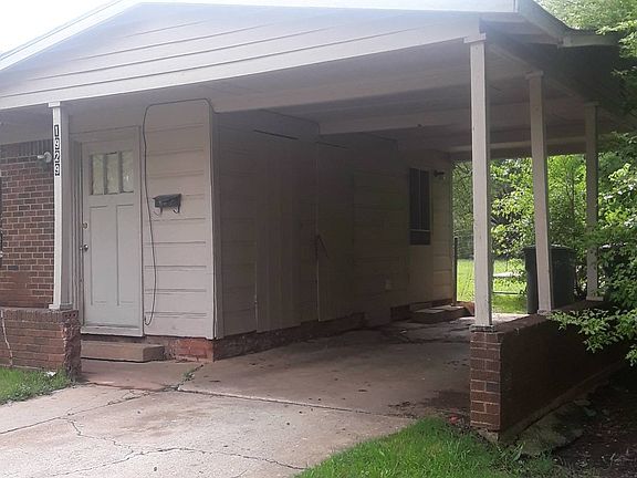 3rd image of 1929 Elm Dr