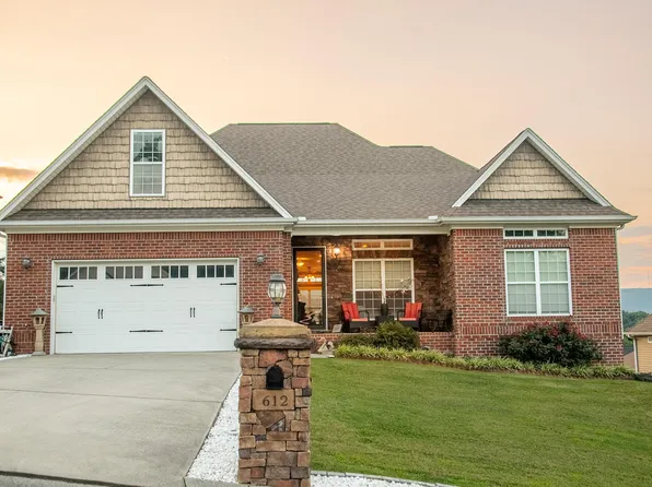 612 Sunset Valley Dr, Soddy Daisy, TN 37379