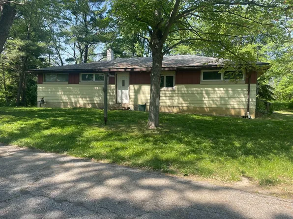 5545 Warnke Rd, Michigan City, IN 46360