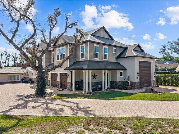 2nd image of 11002 Lake Butler Blvd