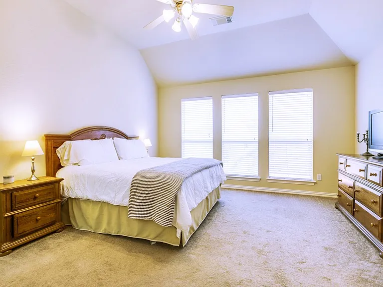 524 Breton Dr — Photo 18